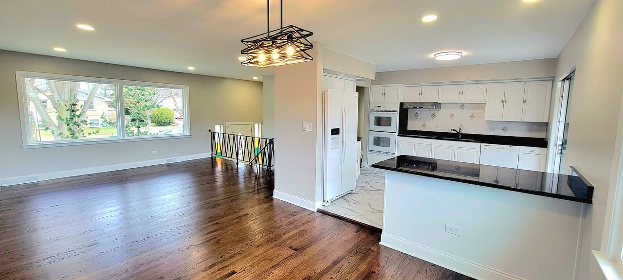 634 Gilbert Dr - Photo 2 of 29