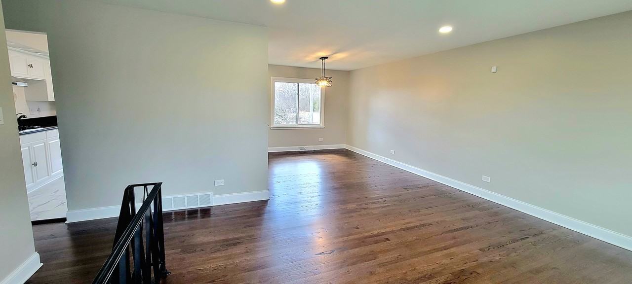 634 Gilbert Dr - Photo 4 of 29