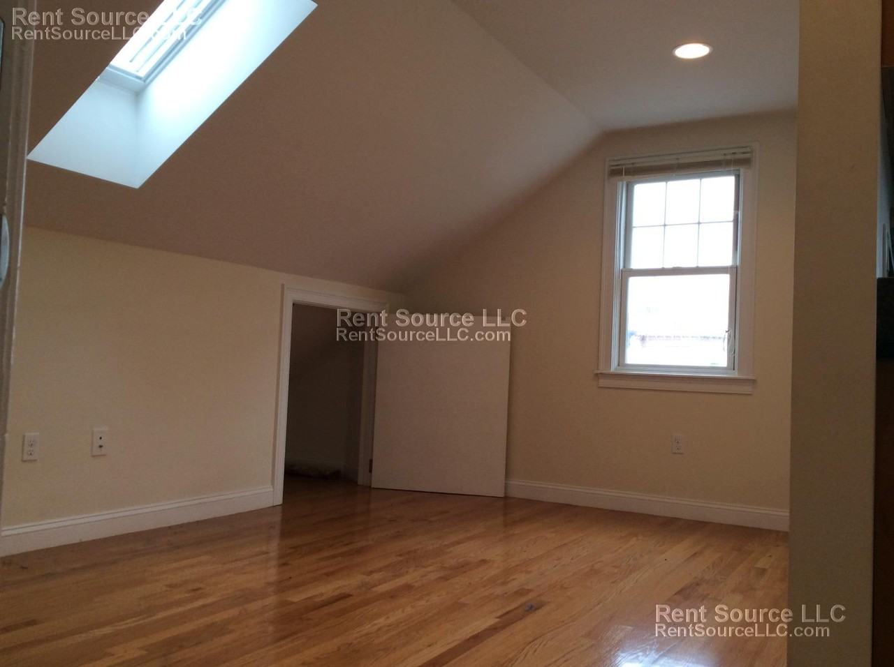 80 River St #5 - Photo 5 of 12