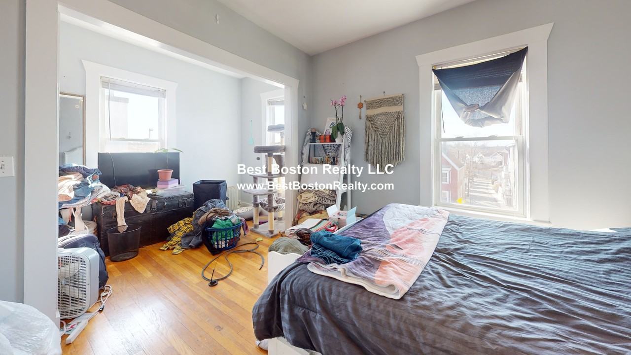 597 Broadway #6 - Photo 4 of 9