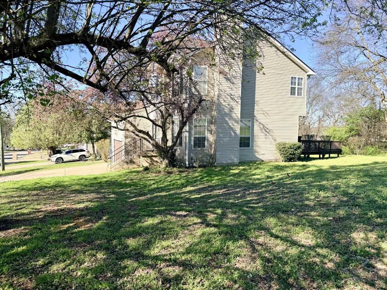 113 Waters Edge Ln - Photo 6 of 50