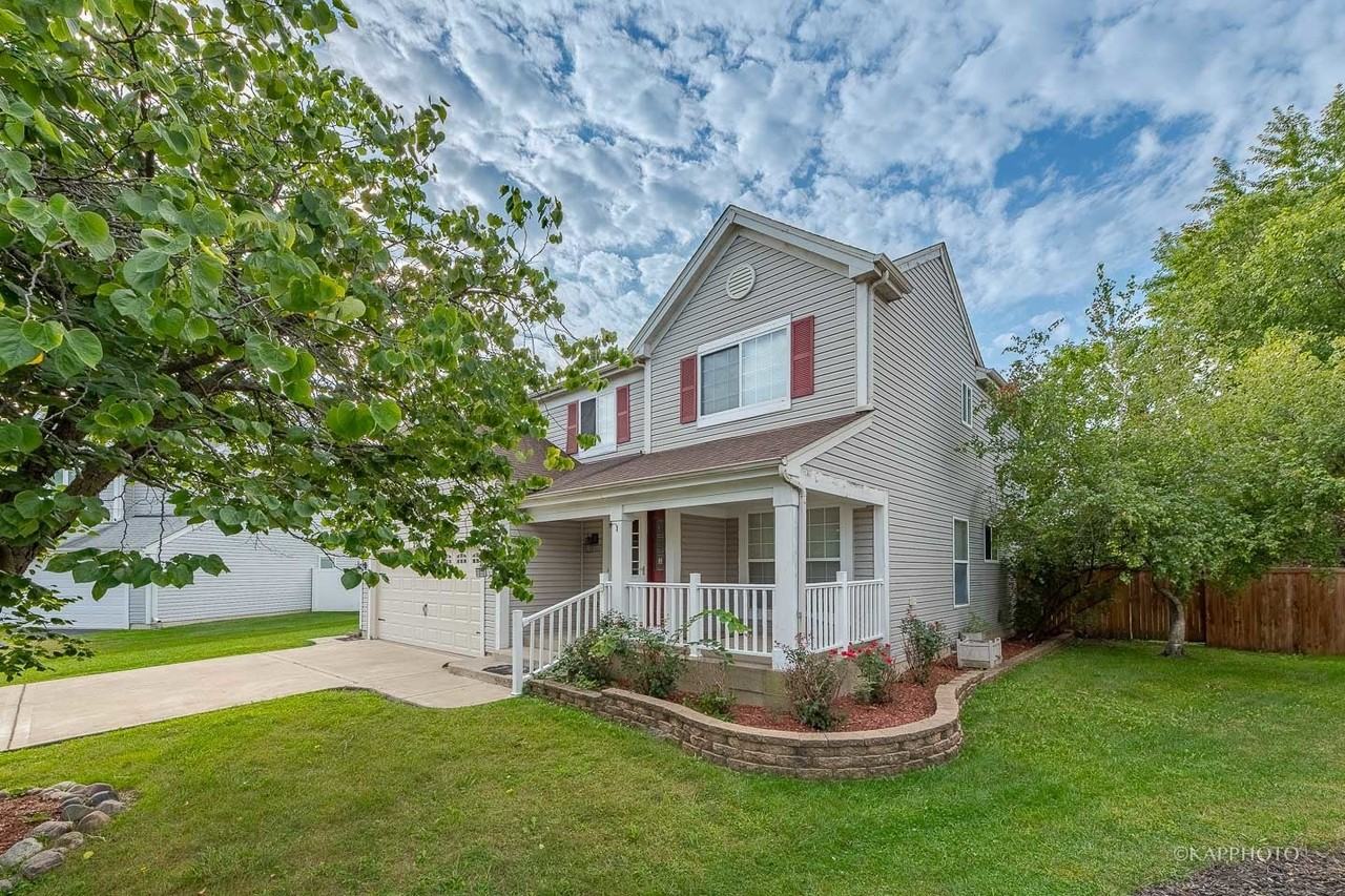 2316 Periwinkle Ct - Photo 2 of 30