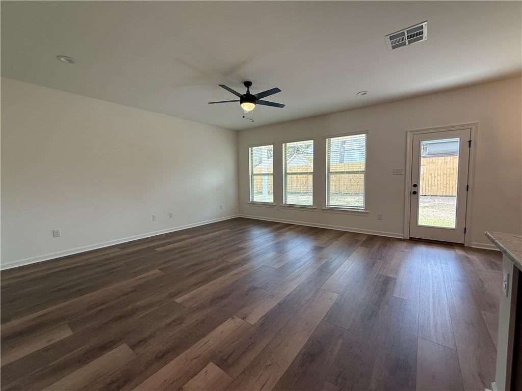 19693 Calden Ct - Photo 3 of 24