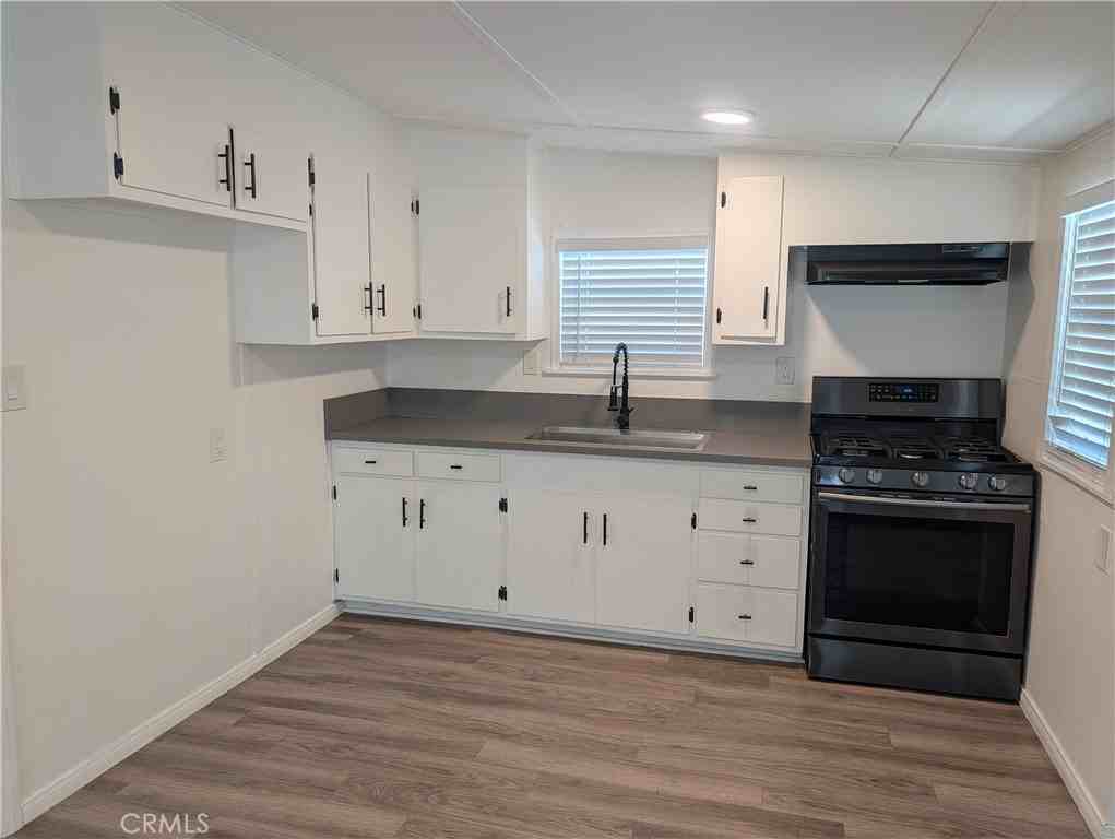 10141 Cook Avenue B B - Photo 2 of 8