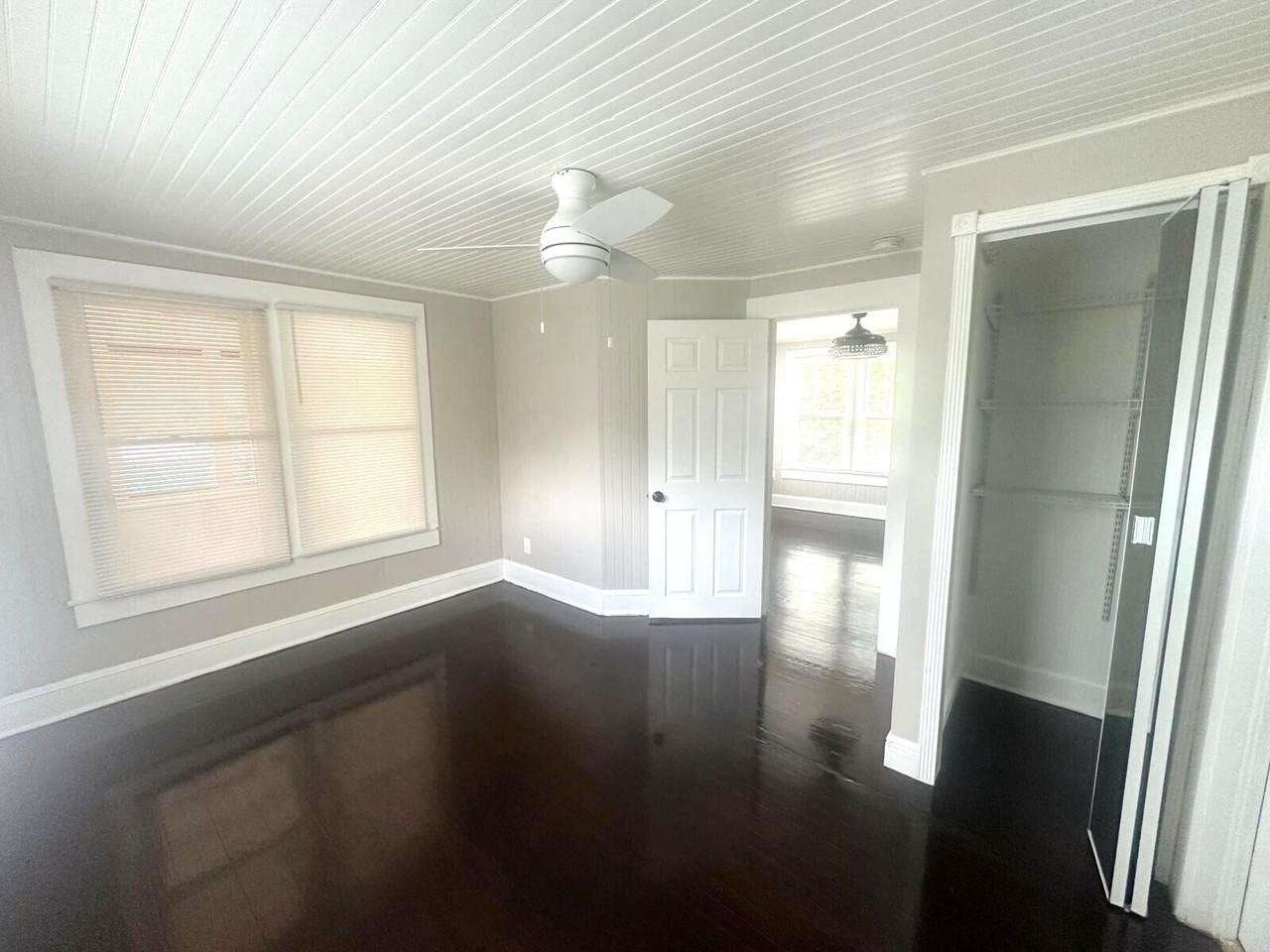 136 N 15th St ##C - Photo 6 of 9