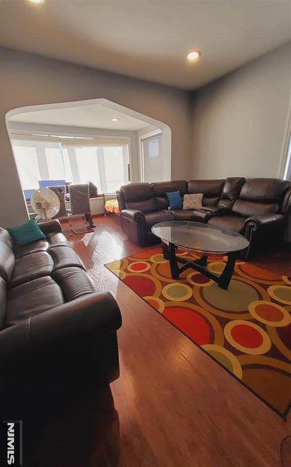613 3rd Ave - Photo 3 of 19