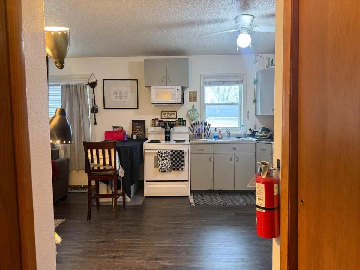 2707 9th St N #2709-1 - Photo 7 of 17