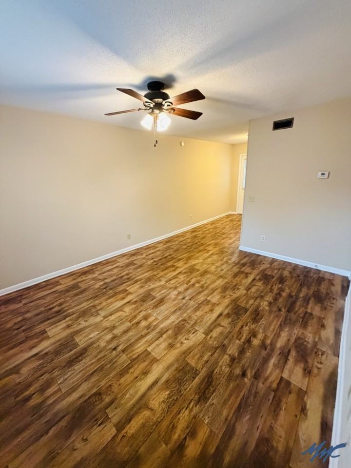 950 Palmer Dr #10 - Photo 2 of 8