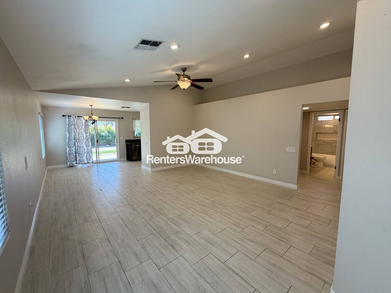 2023 E Paradise Ln - Photo 6 of 29