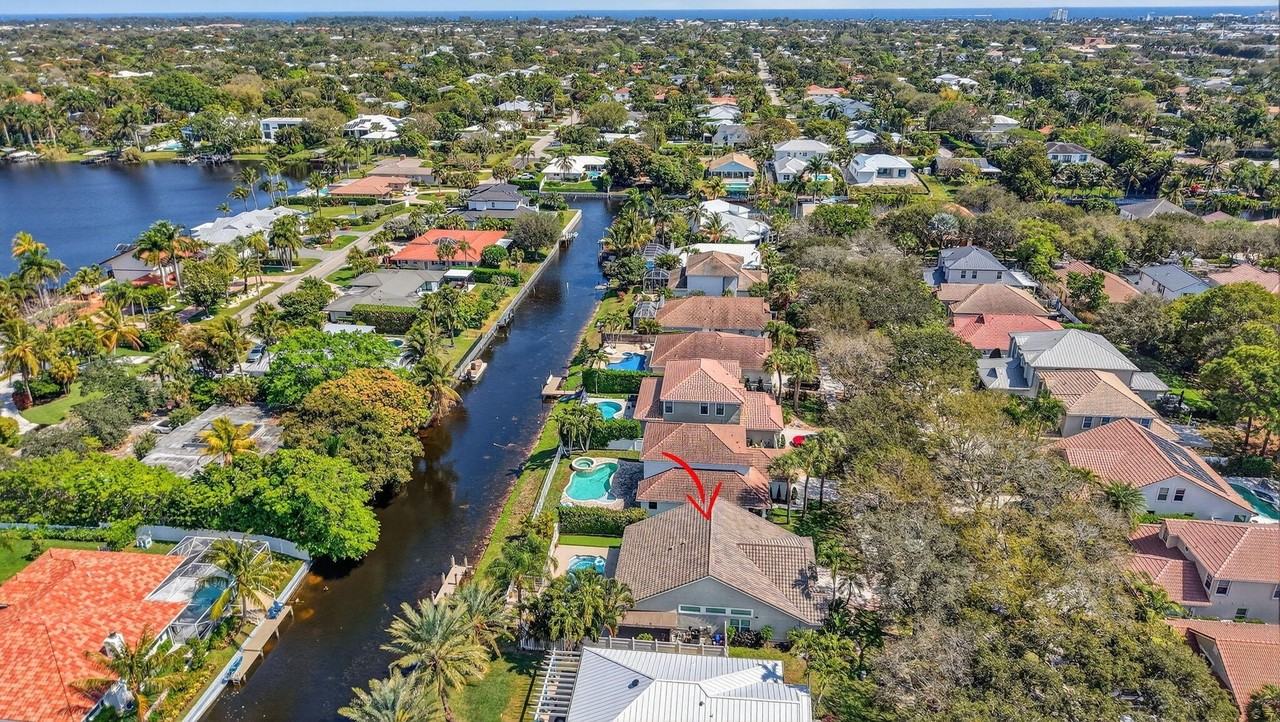 1095 Anchor Pt - Photo 5 of 40