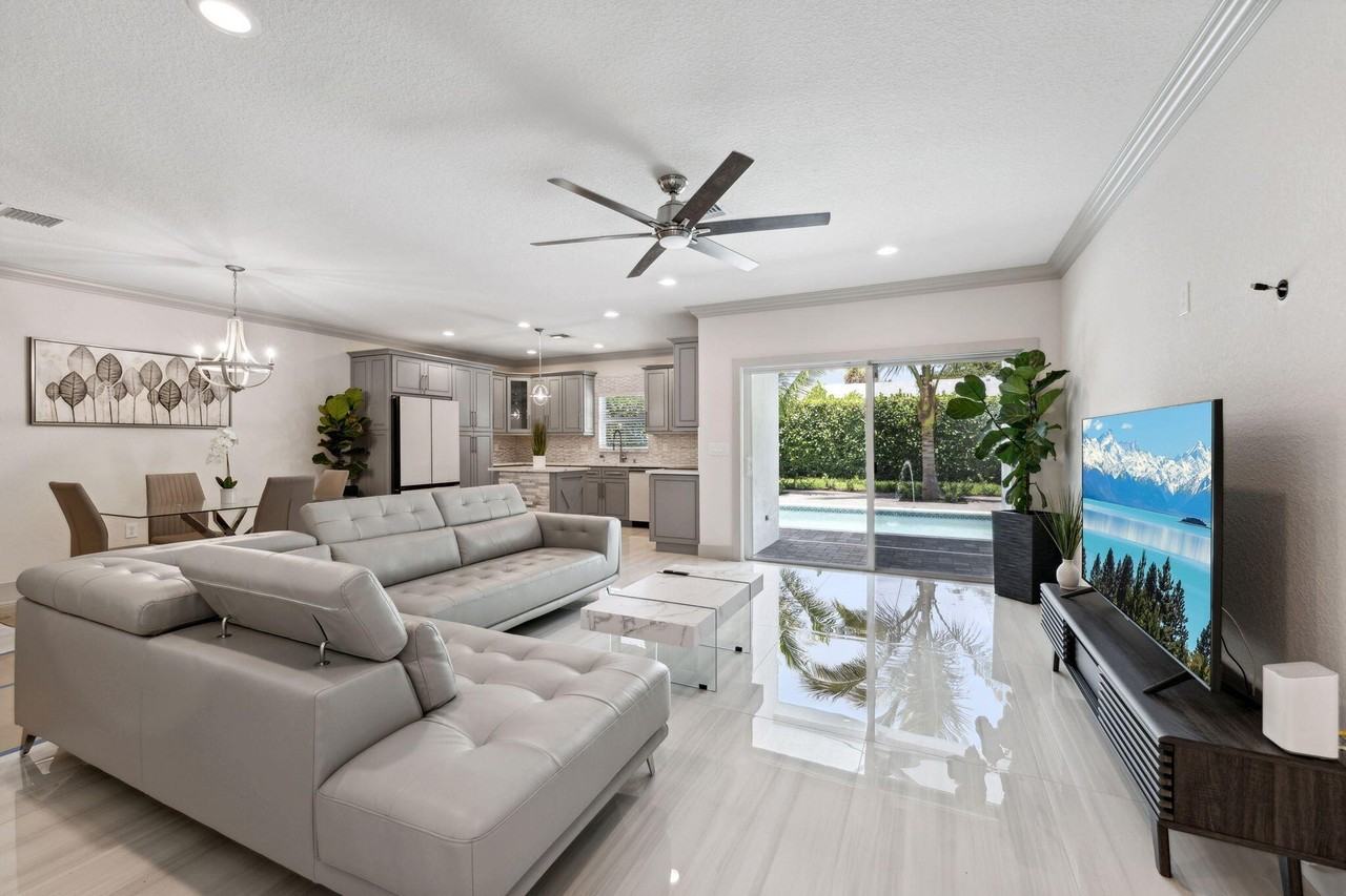 522 Lucky Ln - Photo 5 of 24