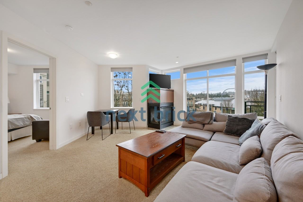 211 Kirkland Ave #303 - Photo 4 of 23