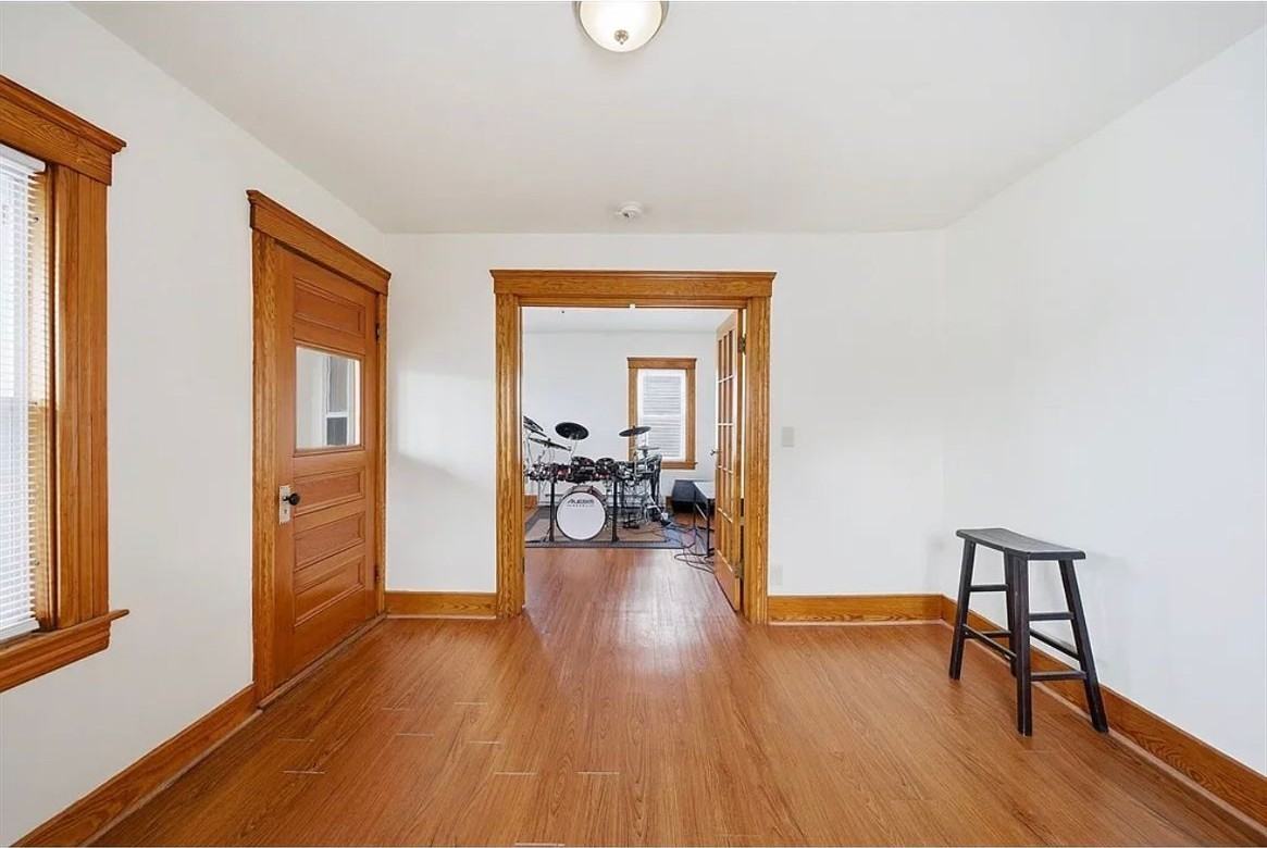 31 Whitcomb St ##2 - Photo 5 of 8