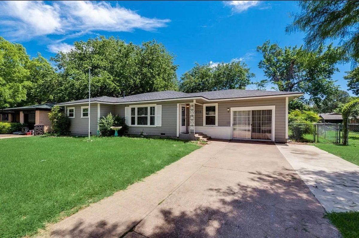 1014 W Belden St - Photo 2 of 18