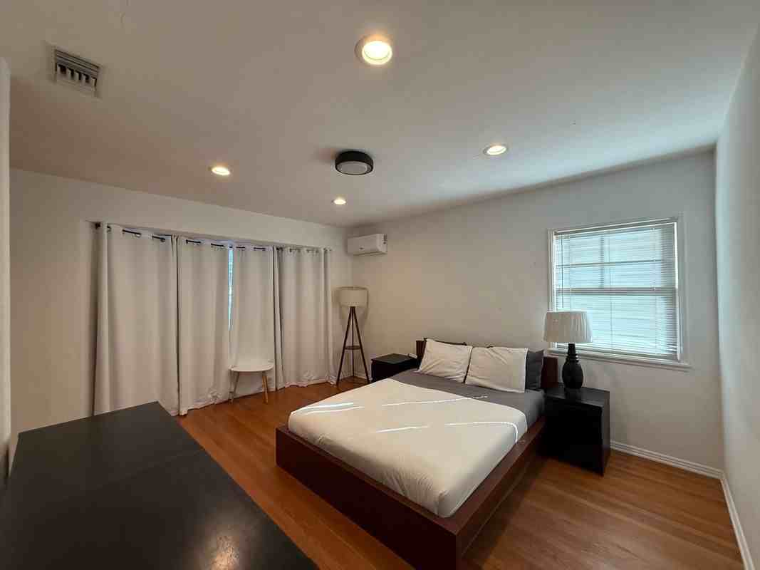 501 Hamilton Ave - Photo 4 of 15