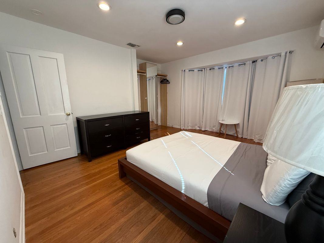 501 Hamilton Ave - Photo 5 of 15