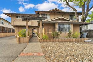 featured image of 417 Alamo Creek Ct #E