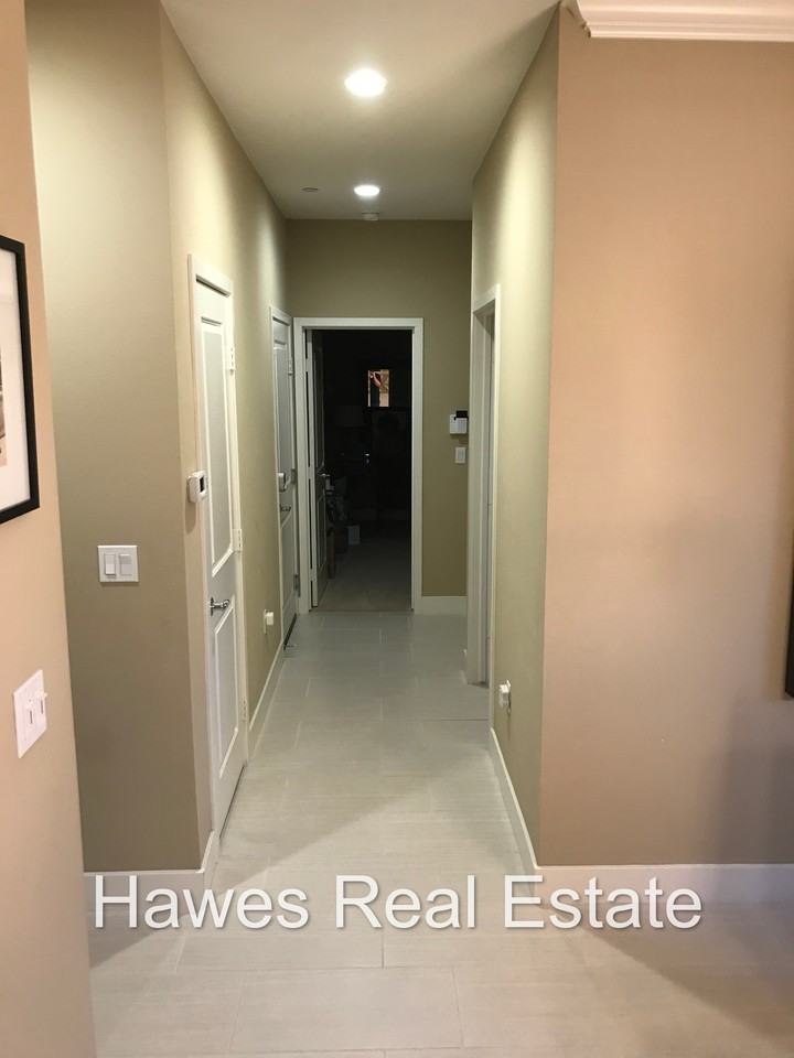 1154 W Baseline Rd - Photo 6 of 31