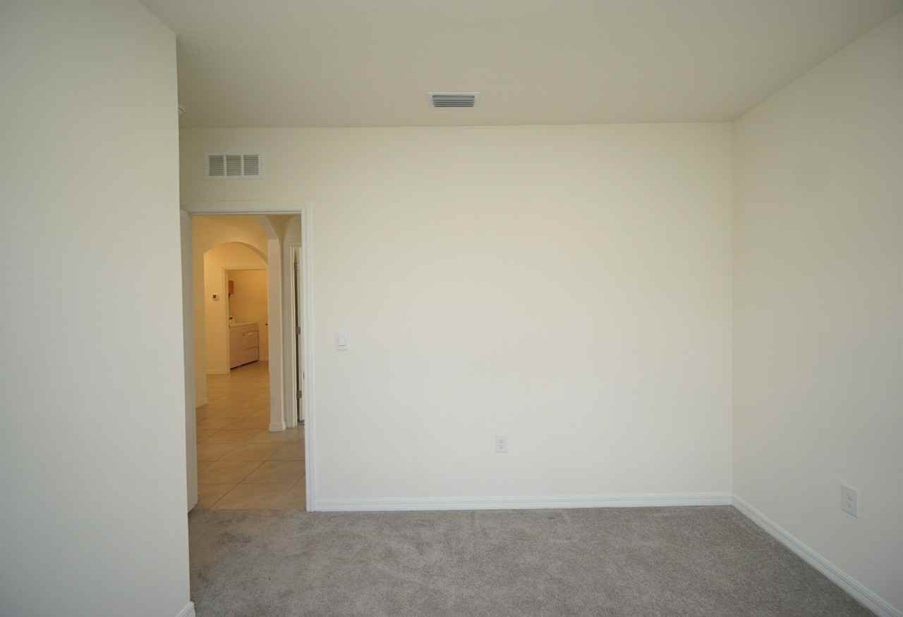 33700 Jasper Stone Dr - Photo 4 of 30