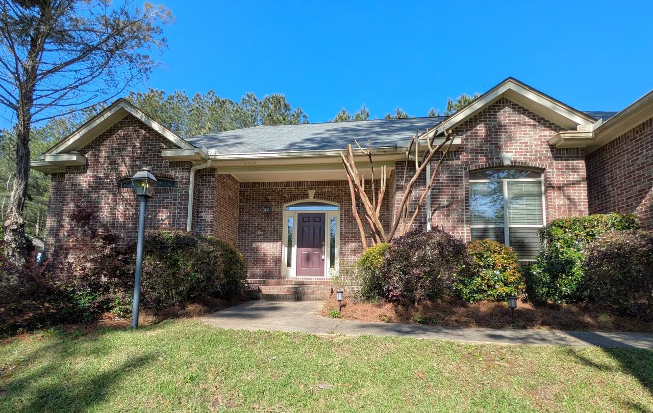 307 Romar Pl - Photo 2 of 50