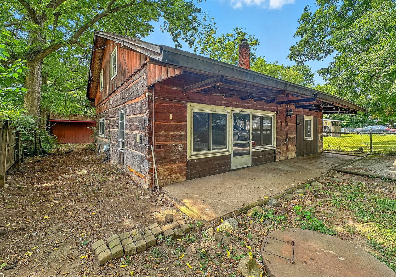 150 Tippecanoe Dr - Photo 2 of 21