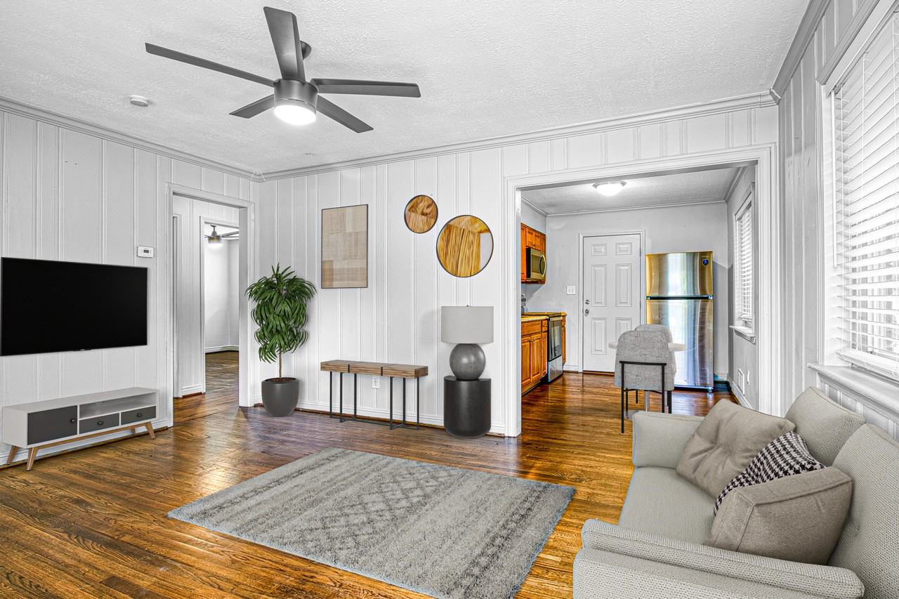 3447 Pierce St - Photo 4 of 32