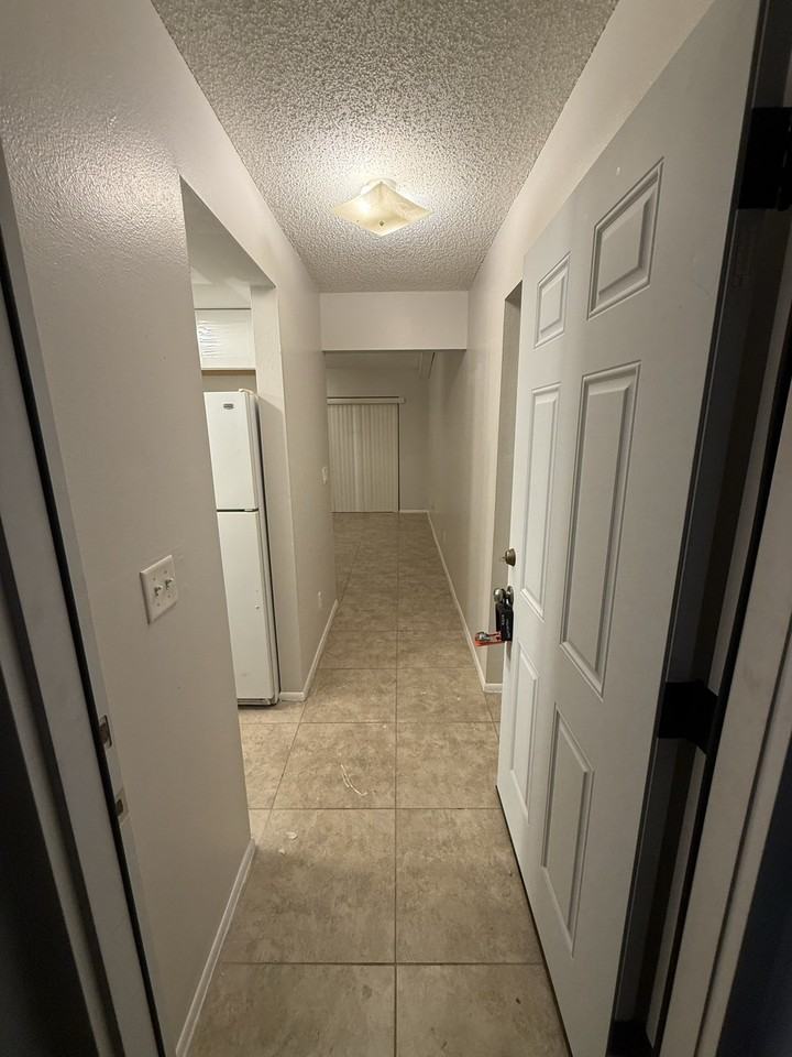 5106 Letitia Ct - Photo 2 of 15