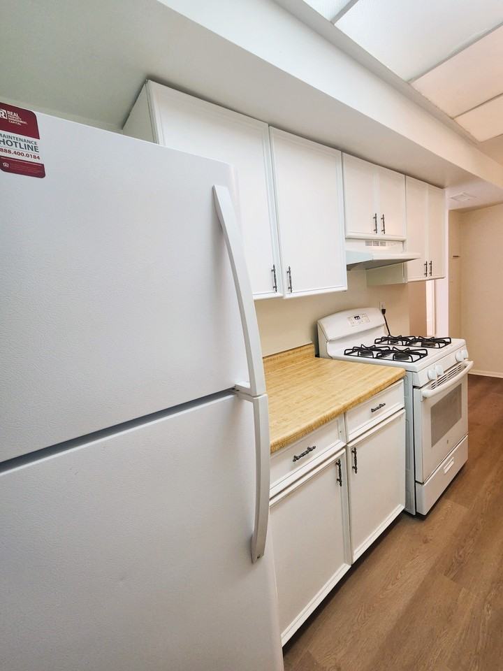 10244 Prince Pl #103 - Photo 7 of 15