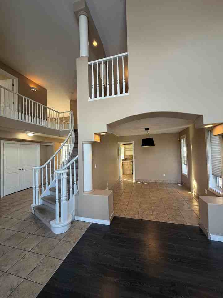 17812 103 St Nw - Photo 4 of 43