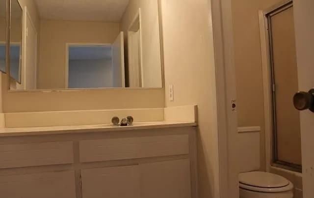 1136 S Dover Cir #63L - Photo 6 of 9