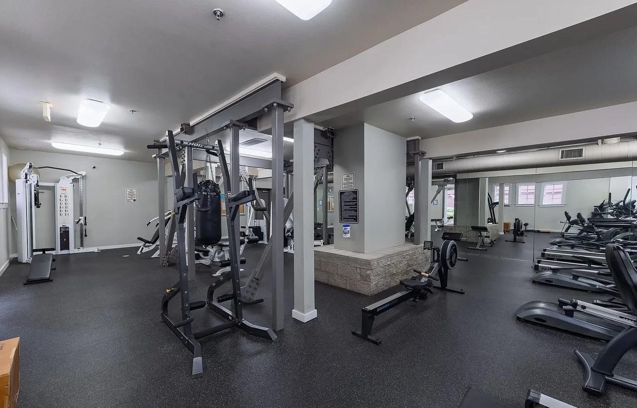 1642 7th Ave #223 - Photo 4 of 12