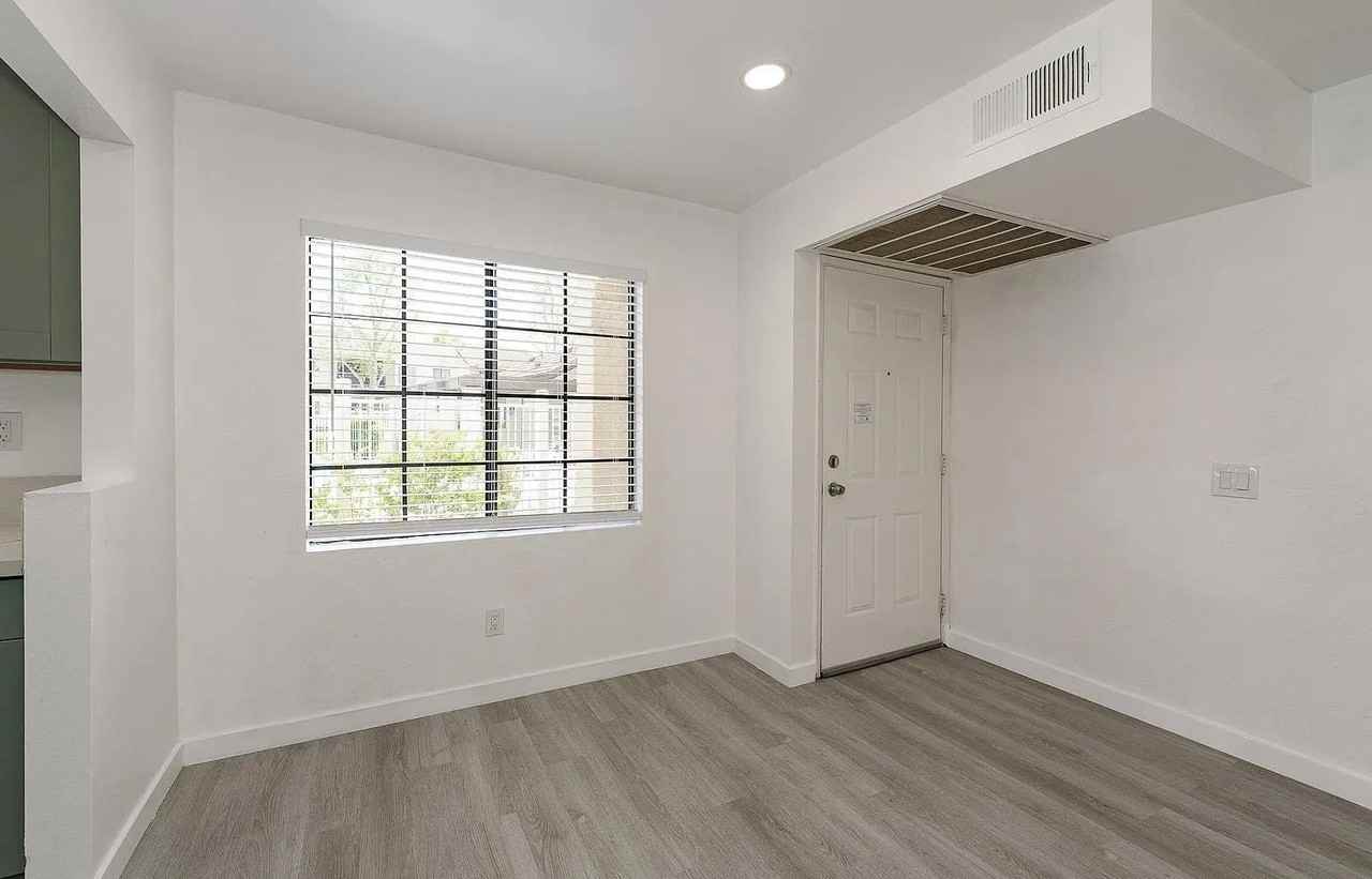 8520 Summerdale Rd #51 - Photo 6 of 10