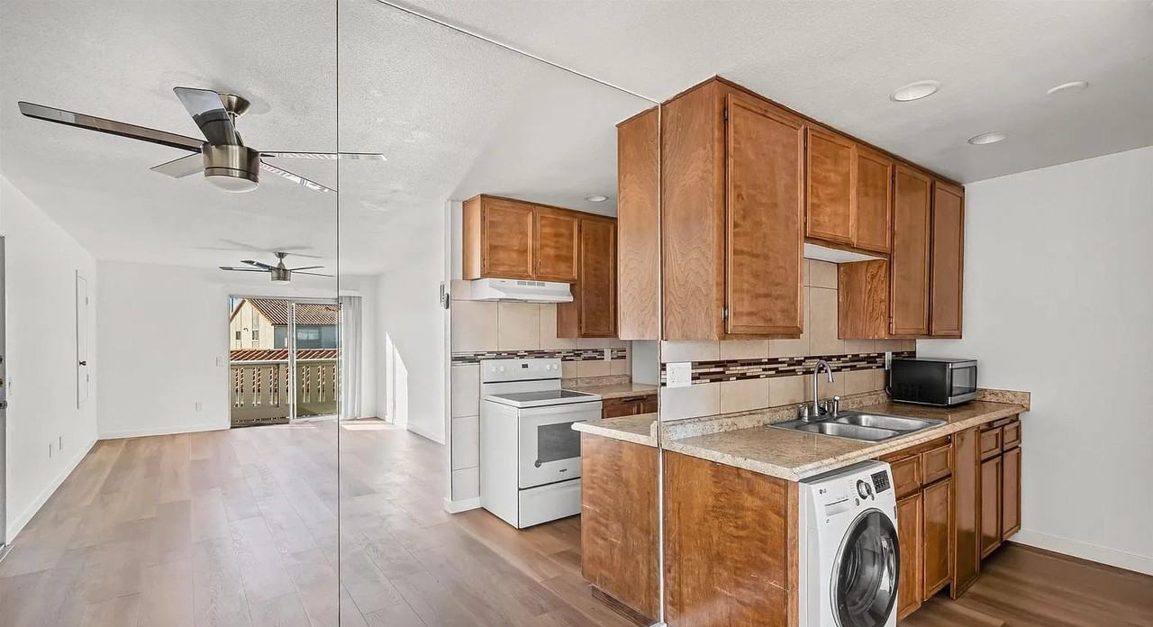 1551 Broadway #23 - Photo 2 of 9