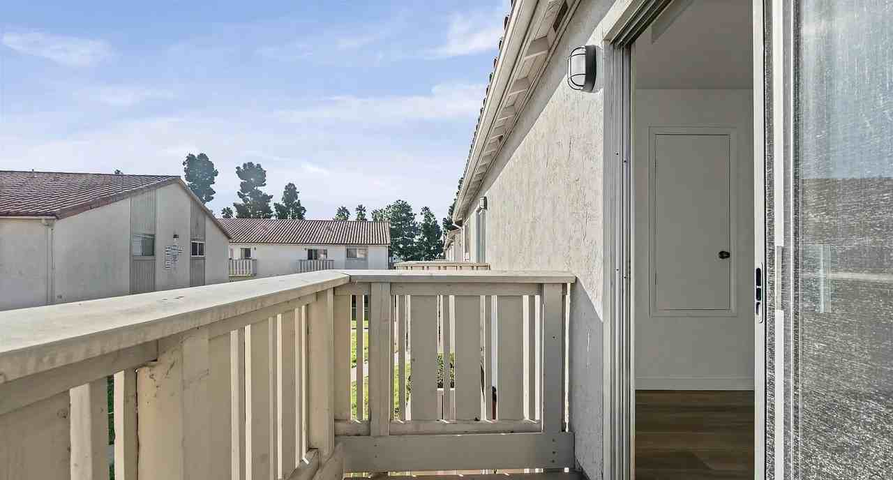 1551 Broadway #23 - Photo 4 of 9