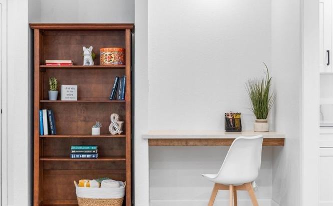 2386 E Del Mar Blvd #102 - Photo 4 of 15