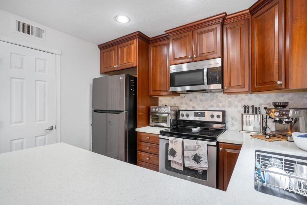 11317 Avenida De Los Lobos #F - Photo 7 of 15