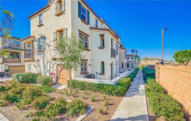 7010 Dorland St - Photo 2 of 15