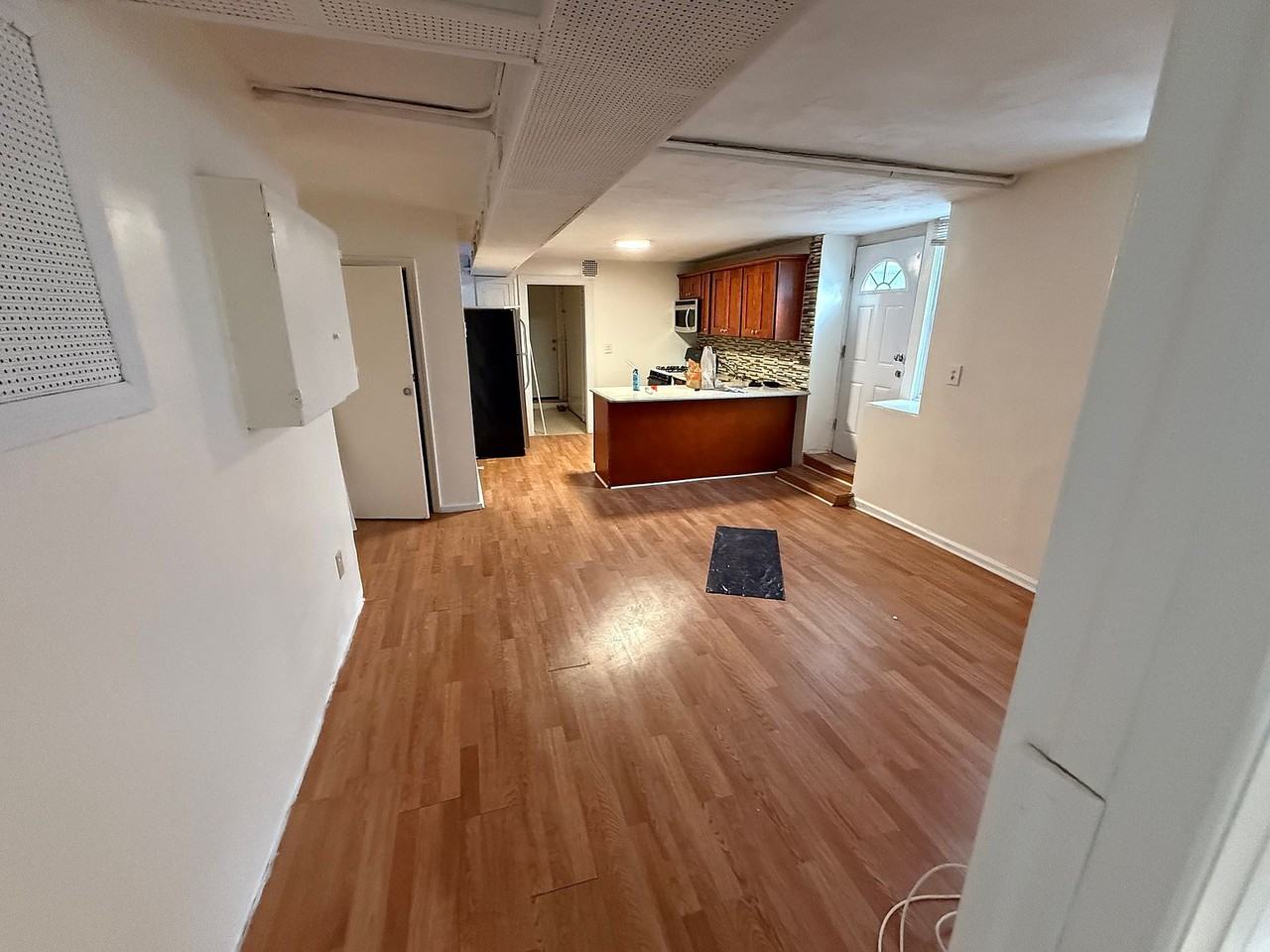 2530 Seymour Ave - Photo 3 of 8