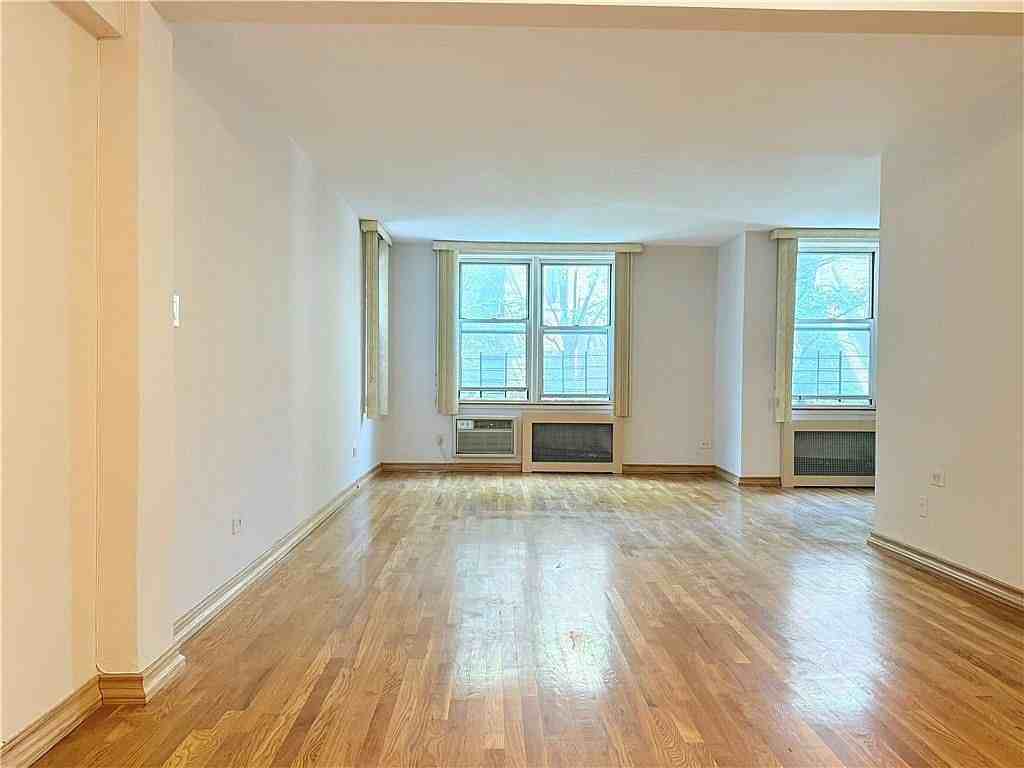 2678 Ocean Ave #3M - Photo 2 of 13