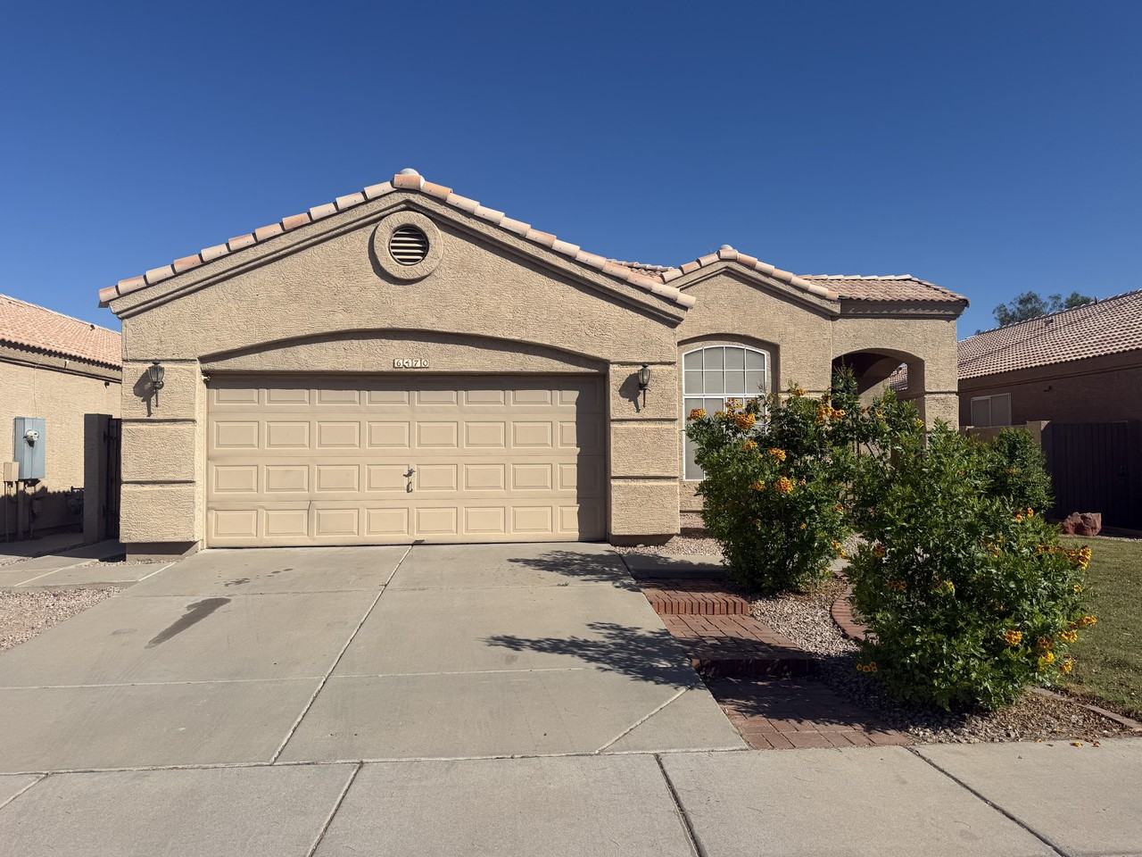 6470 W Megan Ct - Photo 3 of 3