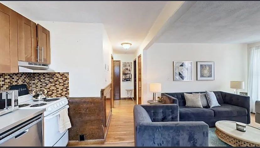 1 Salem St #2 - Photo 2 of 11