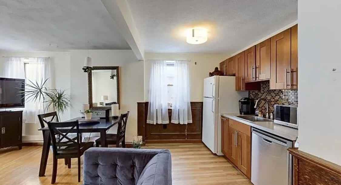 1 Salem St #2 - Photo 5 of 11