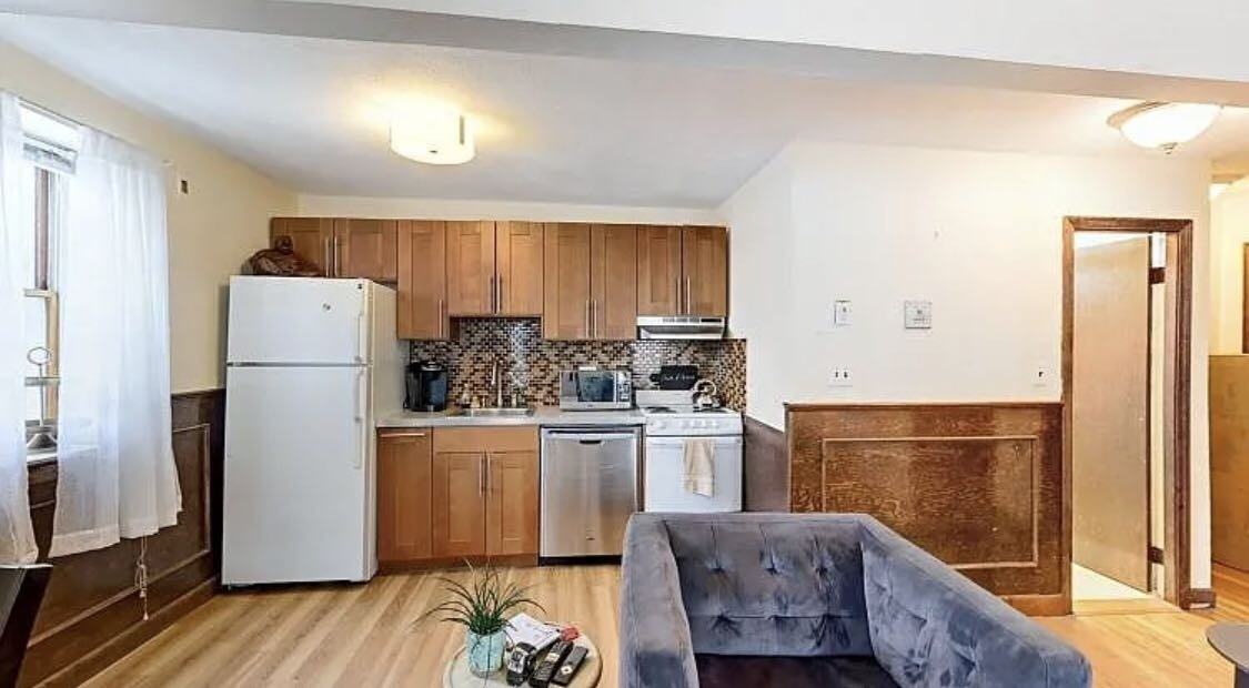 1 Salem St #2 - Photo 6 of 11