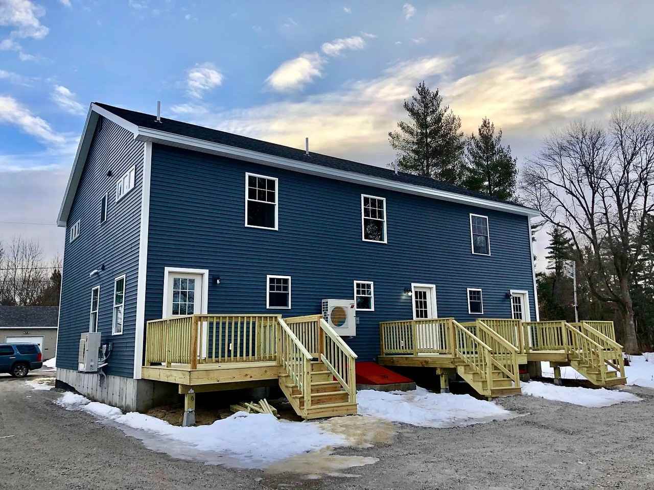 27 Jefferson St - Photo 3 of 14