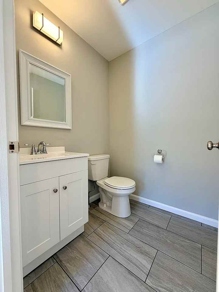 27 Jefferson St - Photo 4 of 14