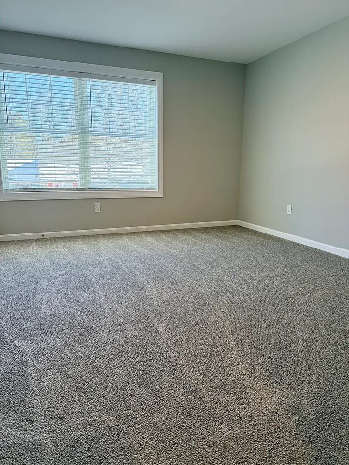 27 Jefferson St - Photo 5 of 14