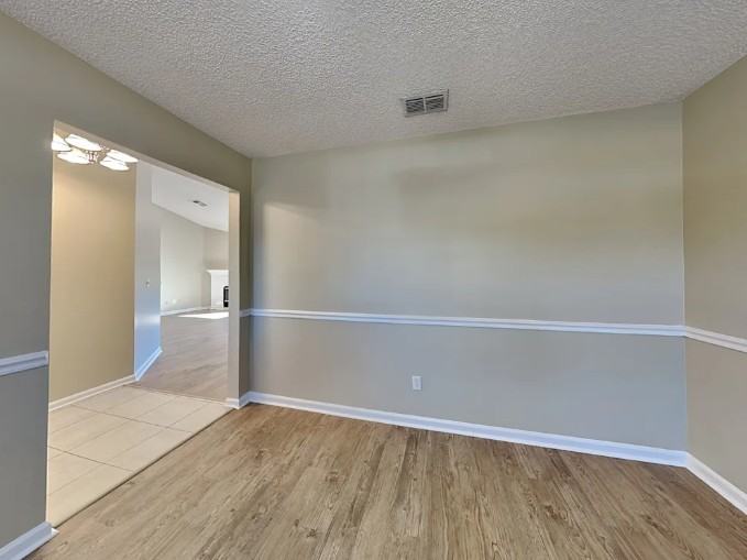 12402 Soaring Flight Dr - Photo 3 of 15