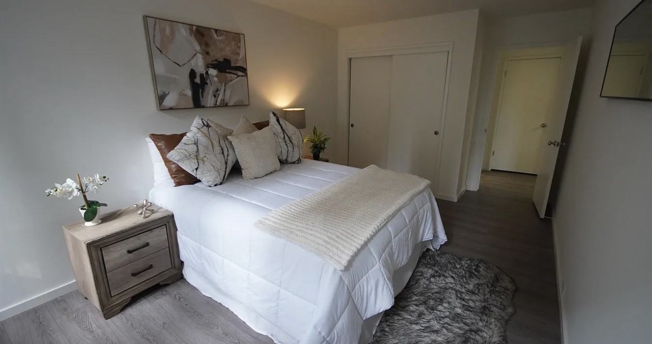 758 Kingston Ave #104 - Photo 3 of 11