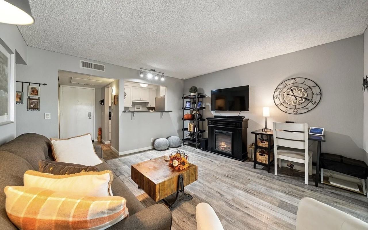 320 N Civic Dr #407 - Photo 6 of 11