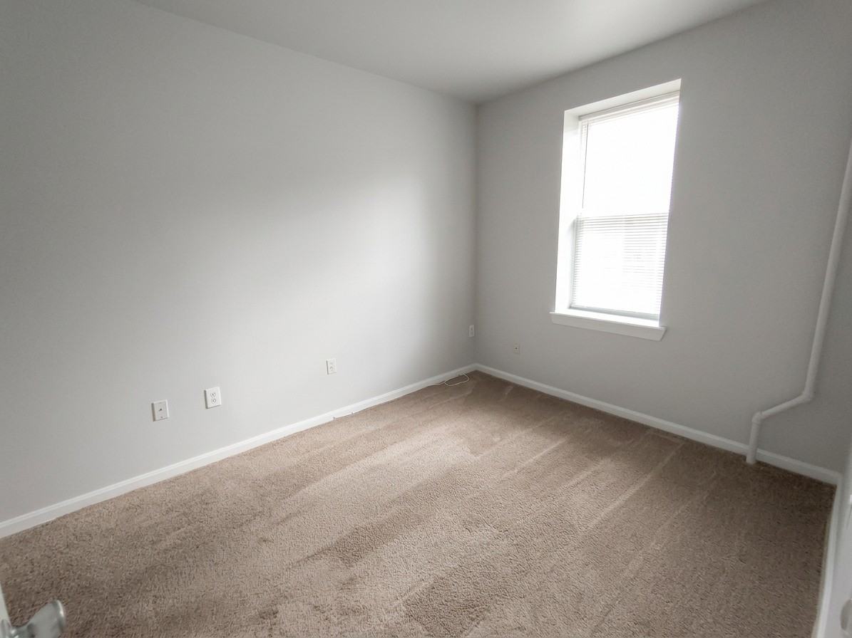 307 Dolphin St #1B - Photo 6 of 11